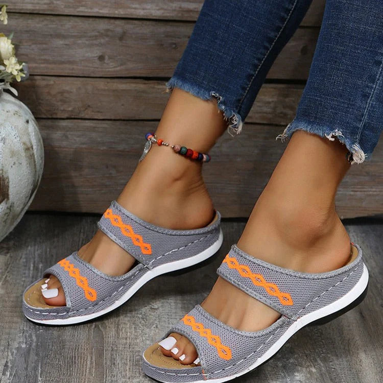 Maite – Comfortabele wedgesandalen met borduursel voor dames